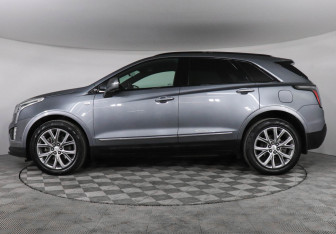 Подержанный автомобиль Cadillac XT5 2021 года (8 фото)