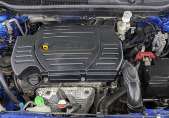 Подержанный автомобиль Suzuki SX4 Hatchback 2014 года (9 фото)