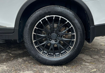 Подержанный автомобиль Nissan X-Trail 2016 года (17 фото)