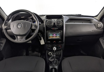 Подержанный автомобиль Renault Duster 2018 года (14 фото)