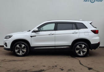 Подержанный автомобиль Changan CS75 2020 года (8 фото)