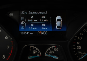 Подержанный автомобиль Ford Focus Wagon 2018 года (12 фото)
