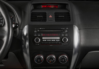 Подержанный автомобиль Suzuki SX4 Hatchback 2008 года (13 фото)