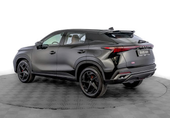 Подержанный автомобиль Omoda C5 2023 года (7 фото)