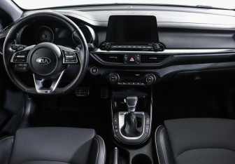 Подержанный автомобиль Kia Cerato Sedan 2020 года (7 фото)
