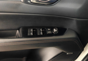 Подержанный автомобиль Mazda CX-5 2018 года (19 фото)