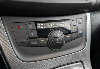 Подержанный автомобиль Nissan Sentra Sedan 2014 года (21 фото)