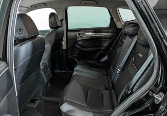 Подержанный автомобиль Haval Jolion 2023 года (18 фото)