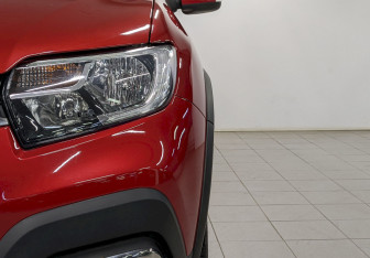 Подержанный автомобиль Renault Logan Sedan 2021 года (15 фото)