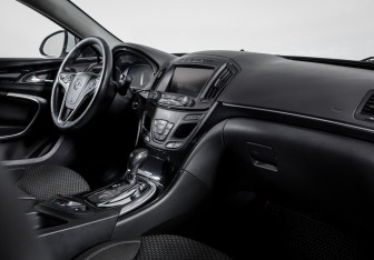 Подержанный автомобиль Opel Insignia Sedan 2014 года (9 фото)