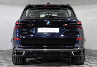 Новый BMW X5 2025 (4 фото)
