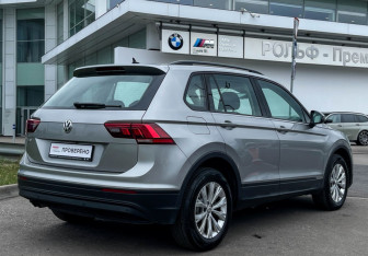 Подержанный автомобиль Volkswagen Tiguan 2020 года (5 фото)