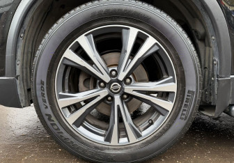 Подержанный автомобиль Nissan X-Trail 2019 года (9 фото)