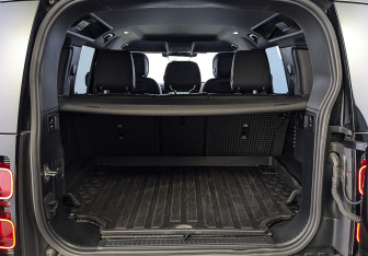 Подержанный автомобиль Land Rover Defender Suv 2020 года (10 фото)