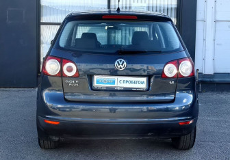 Подержанный автомобиль Volkswagen Golf Plus 2008 года (6 фото)