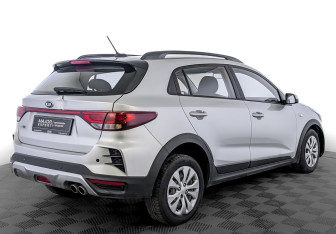 Подержанный автомобиль Kia Rio Hatchback 2021 года (5 фото)