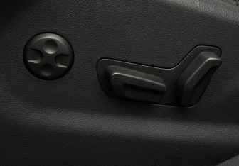 Подержанный автомобиль Peugeot 508 Sedan 2012 года (20 фото)