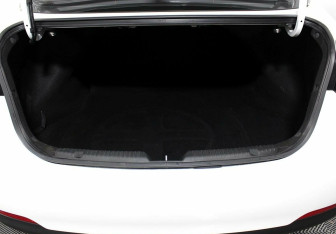 Подержанный автомобиль Kia Cerato Sedan 2013 года (8 фото)