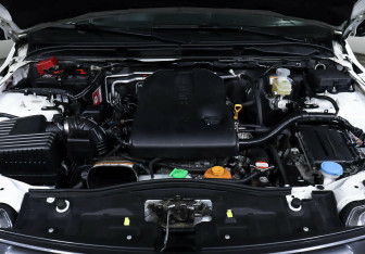 Подержанный автомобиль Suzuki Grand Vitara 2014 года (7 фото)