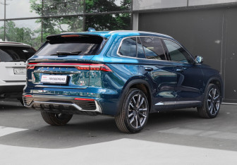 Подержанный автомобиль Geely Monjaro 2023 года (4 фото)