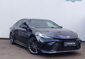 Подержанный автомобиль Toyota Camry Sedan 2024 года (3 фото)