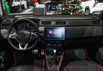 Подержанный автомобиль Renault Arkana 2021 года (10 фото)