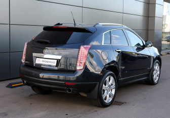 Подержанный автомобиль Cadillac SRX 2014 года (5 фото)