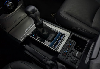 Подержанный автомобиль Toyota Land Cruiser Prado 2021 года (29 фото)