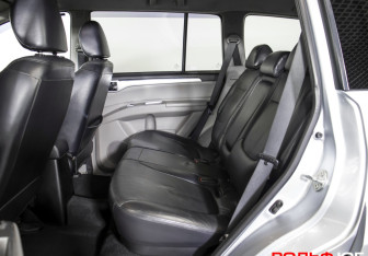 Подержанный автомобиль Mitsubishi Pajero Sport 2010 года (10 фото)