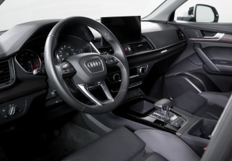 Подержанный автомобиль Audi Q5 2024 года (14 фото)