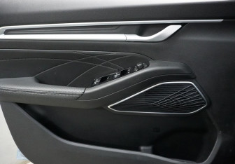 Подержанный автомобиль Geely Emgrand 2024 года (14 фото)