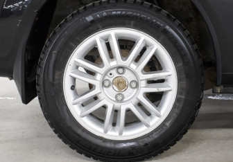 Подержанный автомобиль Renault Logan Sedan 2011 года (17 фото)