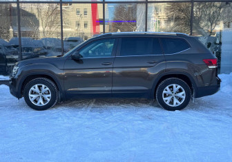 Подержанный автомобиль Volkswagen Teramont 2019 года (5 фото)