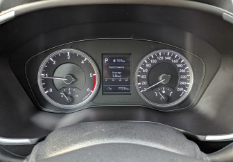 Подержанный автомобиль Hyundai Santa Fe 2018 года (13 фото)