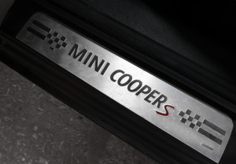 Подержанный автомобиль MINI Countryman 2013 года (20 фото)