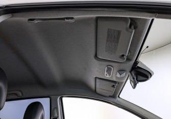 Подержанный автомобиль Nissan Note 2013 года (23 фото)