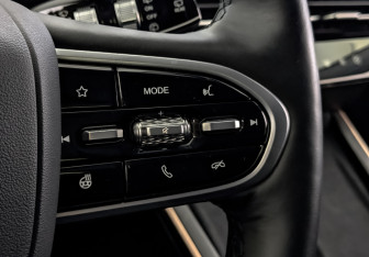 Подержанный автомобиль Omoda C5 2023 года (29 фото)