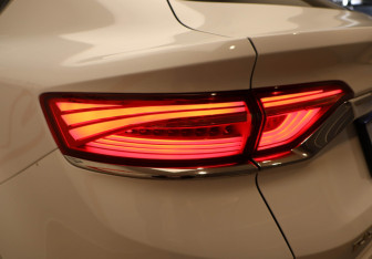 Подержанный автомобиль Geely Tugella 2023 года (30 фото)