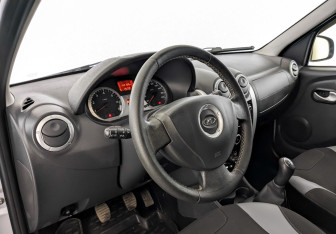 Подержанный автомобиль LADA (ВАЗ) Largus Wagon 2020 года (16 фото)