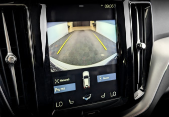 Подержанный автомобиль Volvo XC60 2019 года (28 фото)