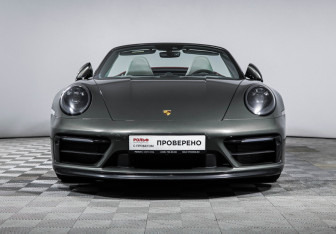 Подержанный автомобиль Porsche 911 Convertible 2021 года (2 фото)