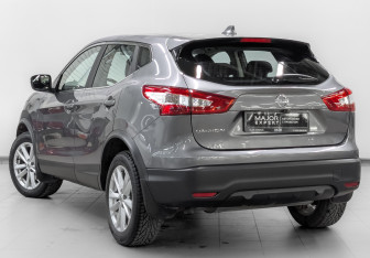 Подержанный автомобиль Nissan Qashqai 2018 года (7 фото)