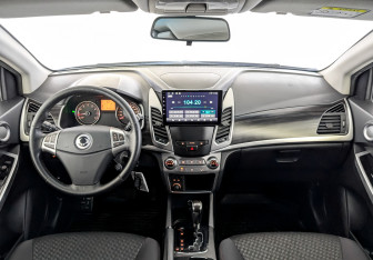 Подержанный автомобиль SsangYong Actyon 2013 года (14 фото)