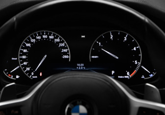 Подержанный автомобиль BMW X4 2019 года (11 фото)