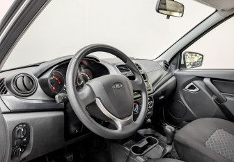 Подержанный автомобиль LADA (ВАЗ) Granta Sedan 2023 года (16 фото)