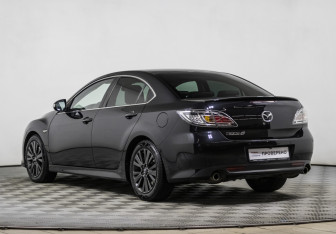Подержанный автомобиль Mazda 6 Sedan 2010 года (7 фото)