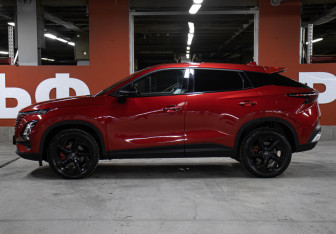 Подержанный автомобиль Omoda C5 2024 года (20 фото)