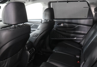 Подержанный автомобиль Hyundai Santa Fe 2022 года (12 фото)
