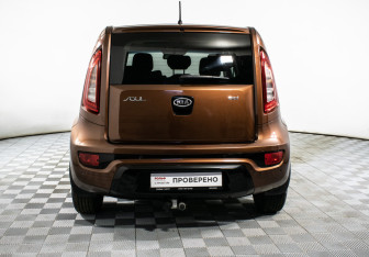 Подержанный автомобиль Kia Soul 2012 года (6 фото)
