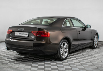Подержанный автомобиль Audi A5 Coupe 2012 года (5 фото)